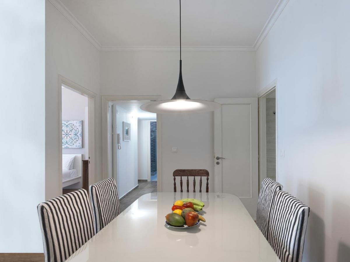 Gorgeous Center Apartment Атина Екстериор снимка
